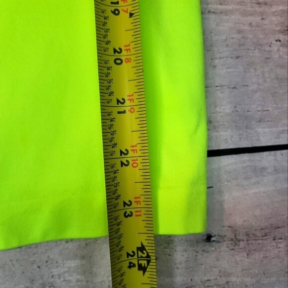 Zenana Outfitters Criss Cross Strappy Front Neon Yellow Tank Top Size S/M - Picture 5 of 6